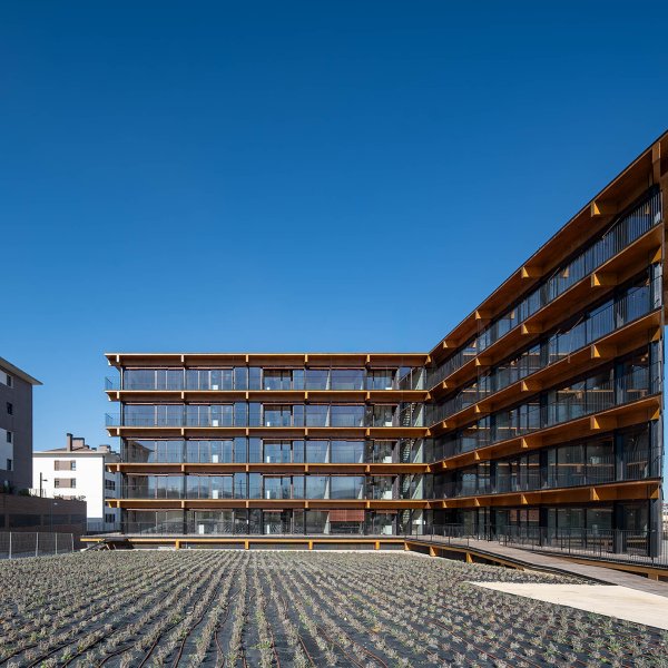 Foto edificio 1 